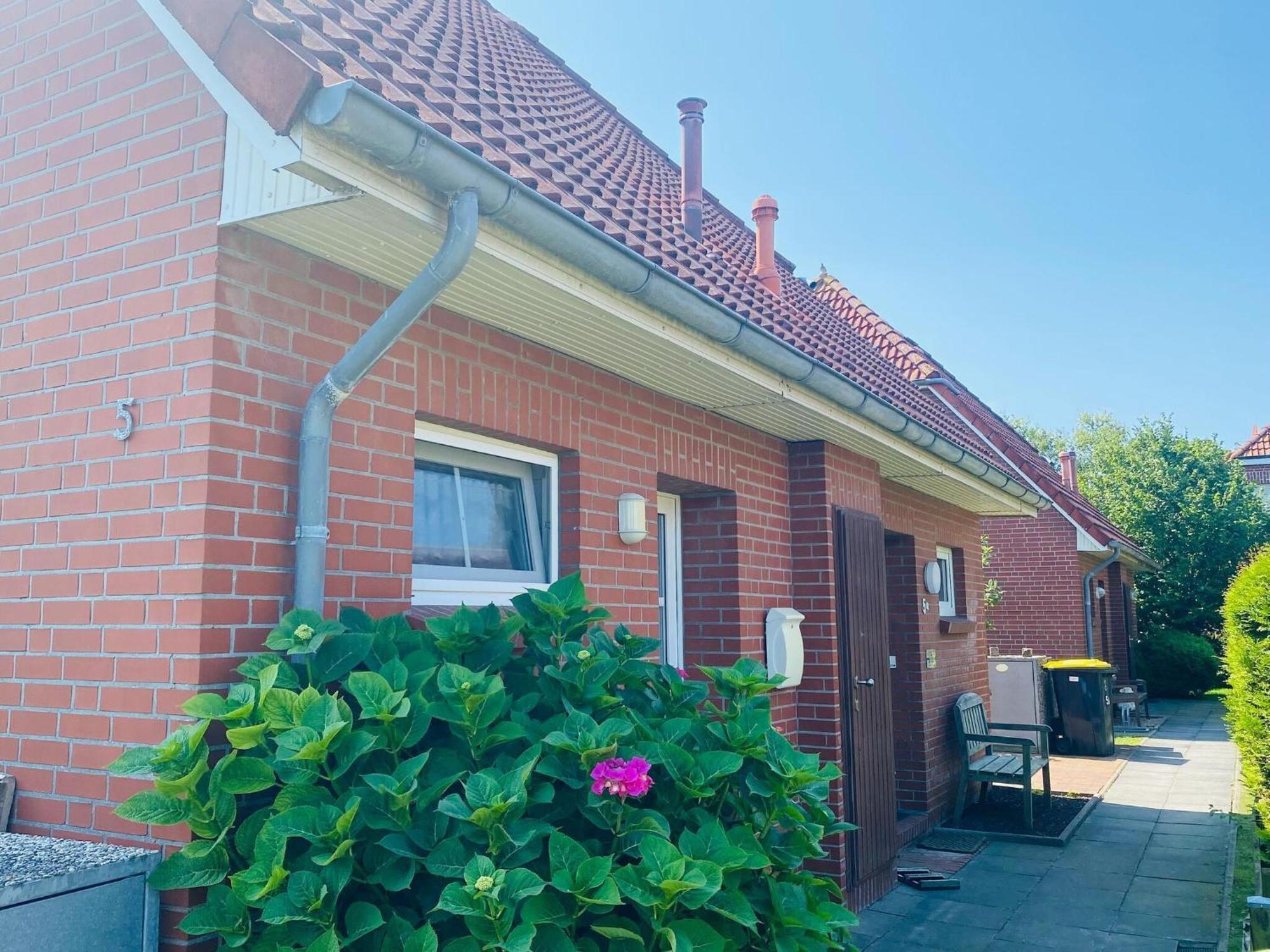 Doppelhaushaelfte In Neßmersiel Exteriör bild